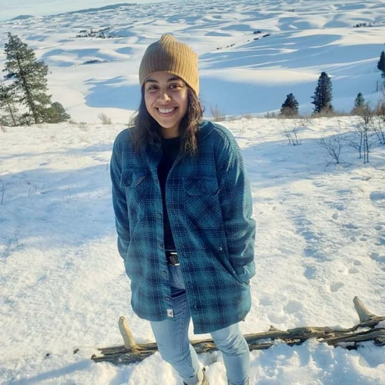 Profile photo 1 of 7