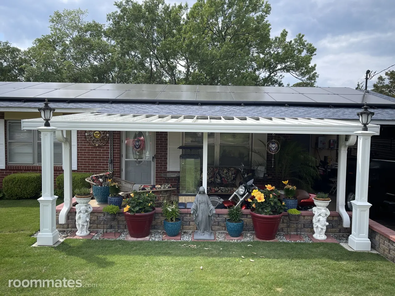 Profile photo 1 of 3