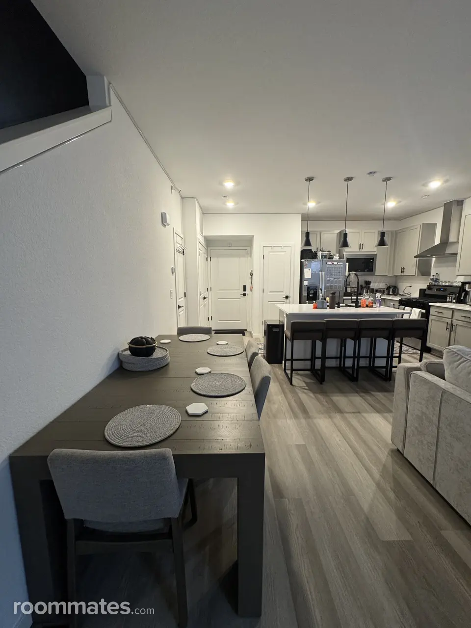 Profile photo 2 of 11