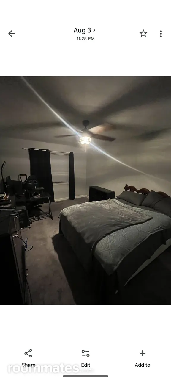 Profile photo 1 of 6