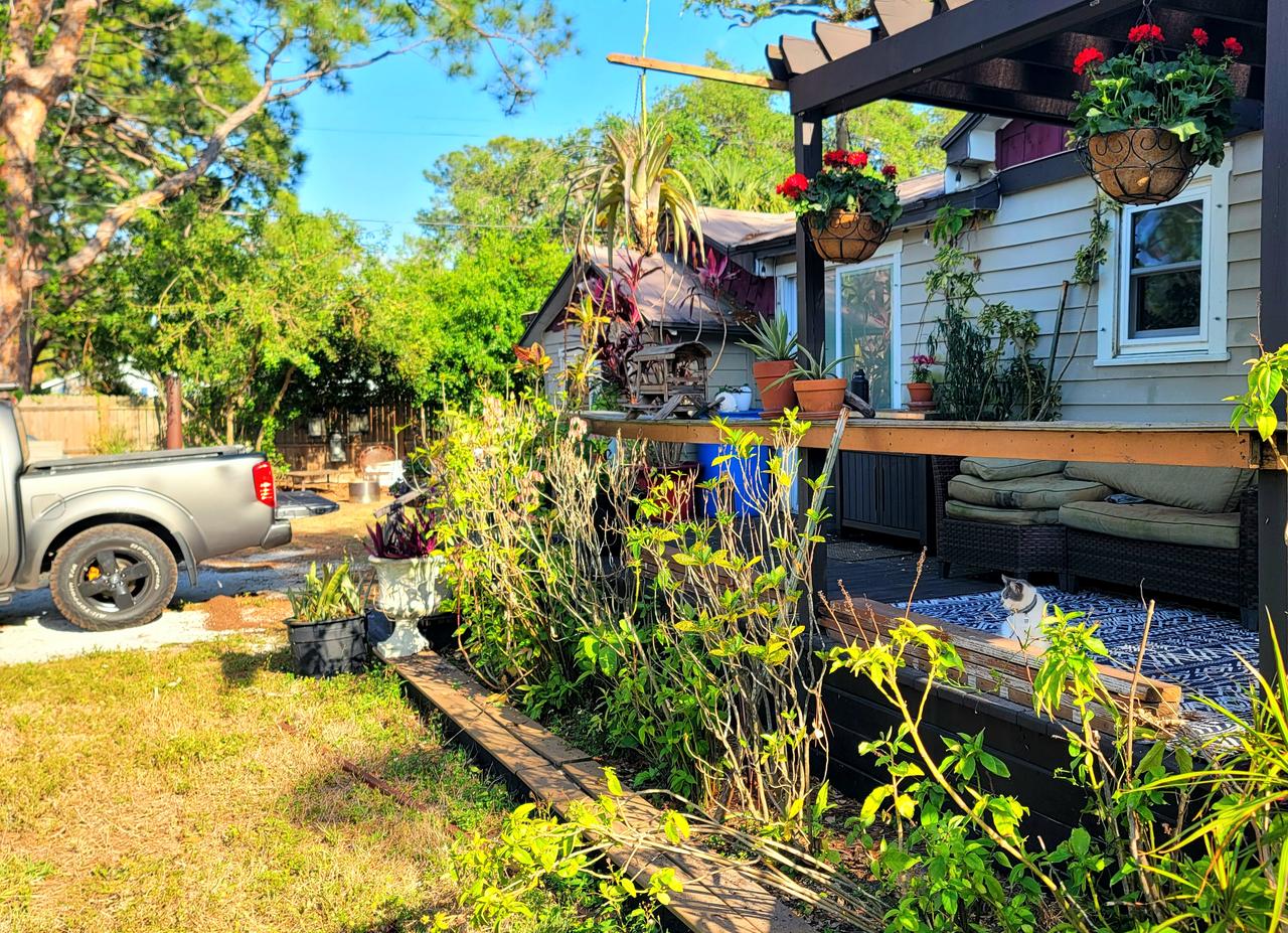 Profile photo 14 of 18