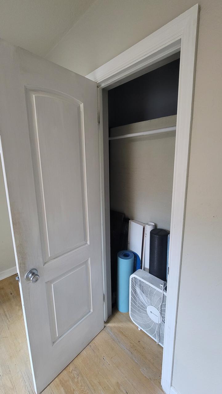 Profile photo 8 of 18