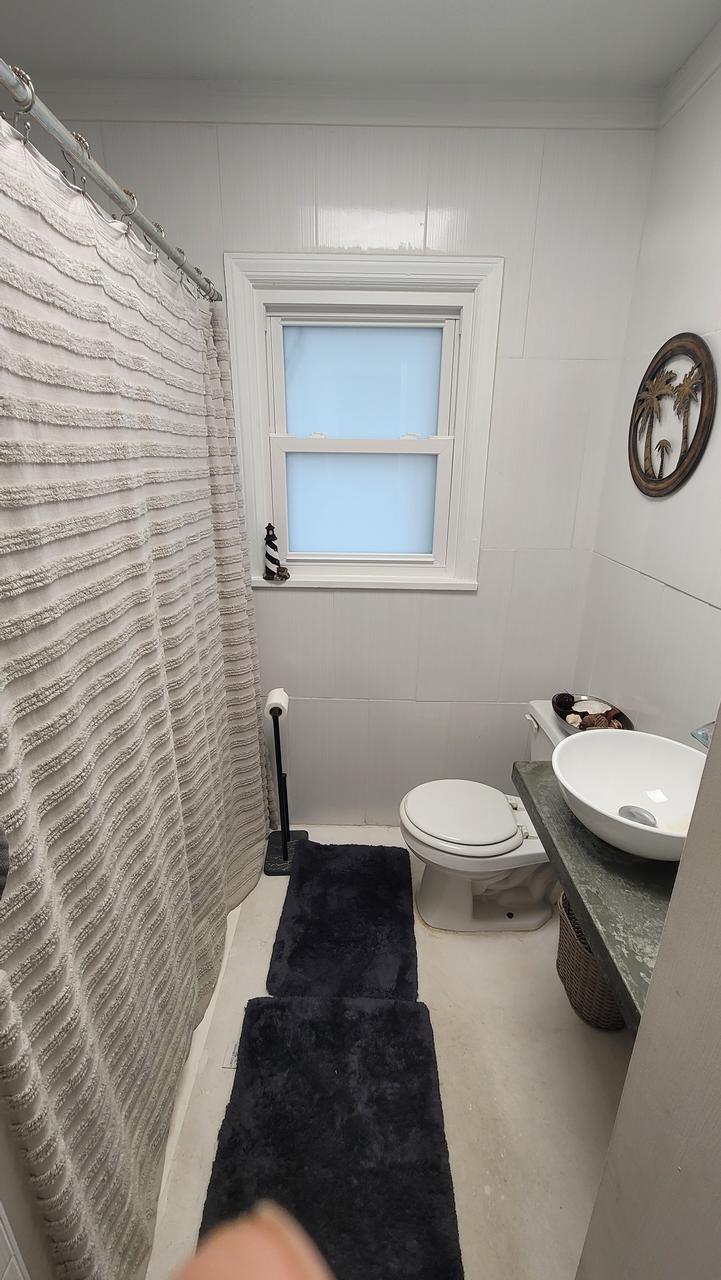 Profile photo 5 of 18