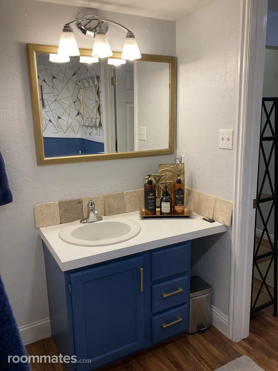 Profile photo 5 of 11