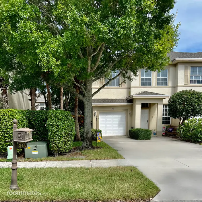 Room for rent in Boynton Beach, FL $1500, townhouse