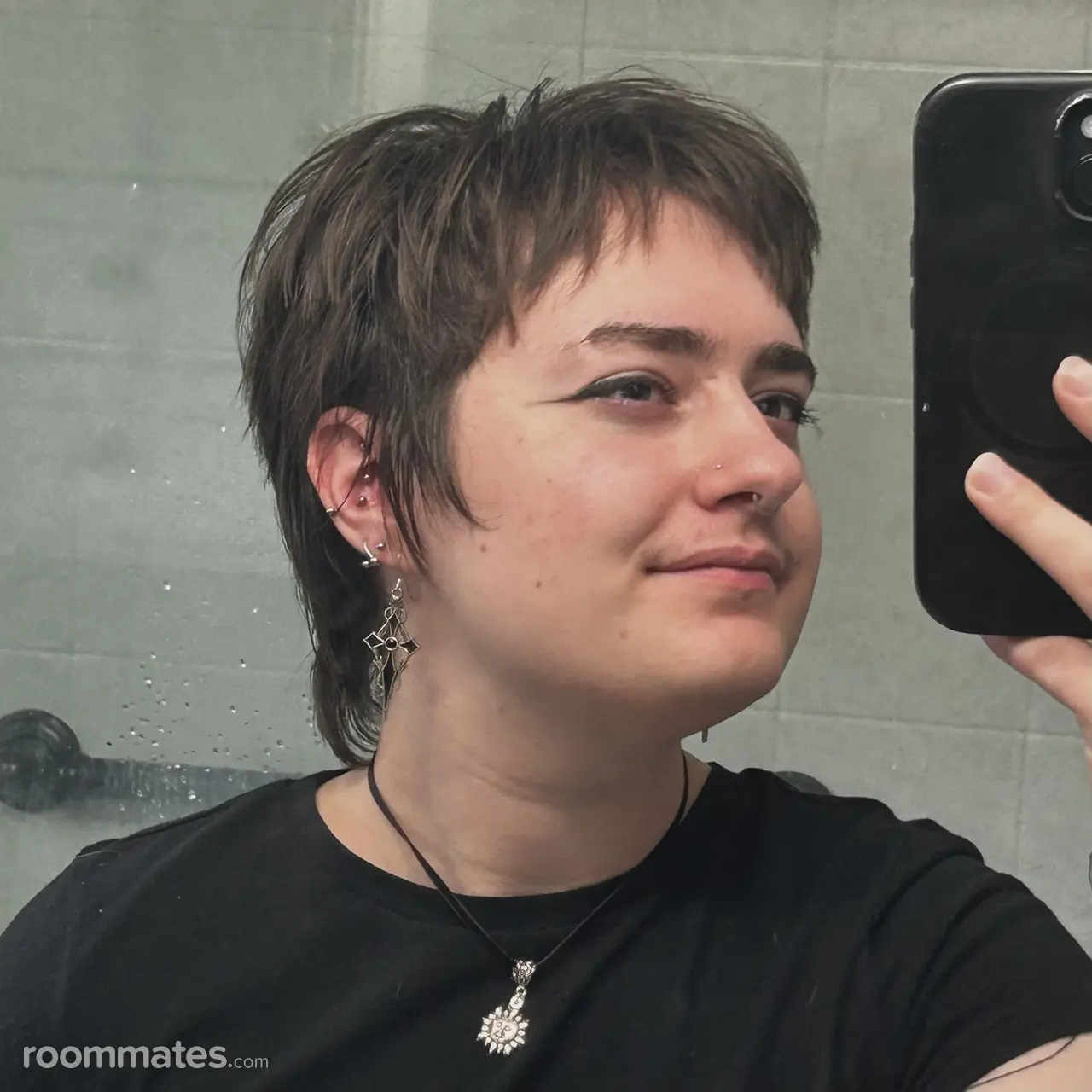 Profile photo 1 of 3