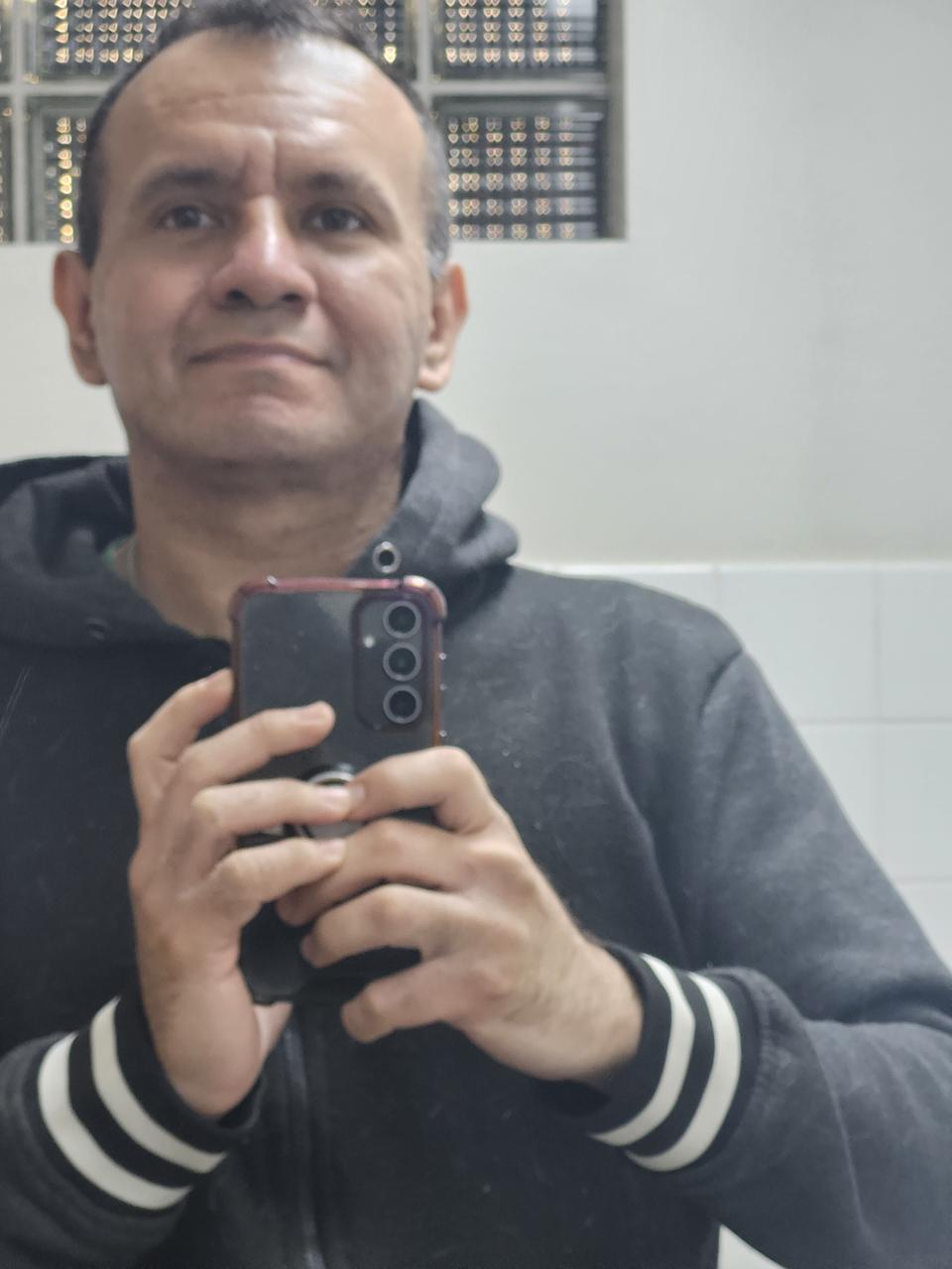 Profile photo 3 of 4