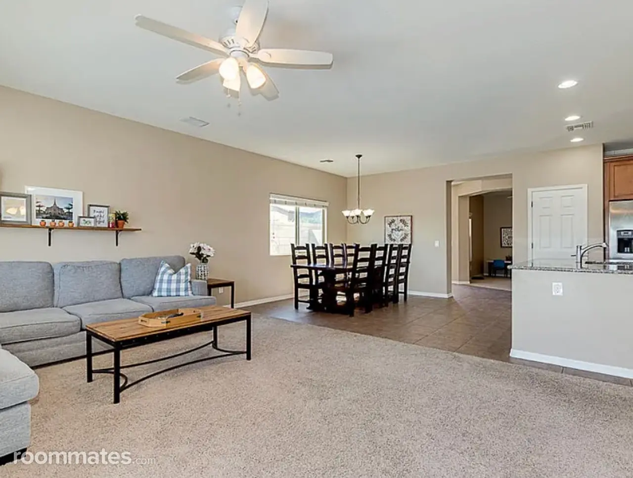 Profile photo 1 of 11