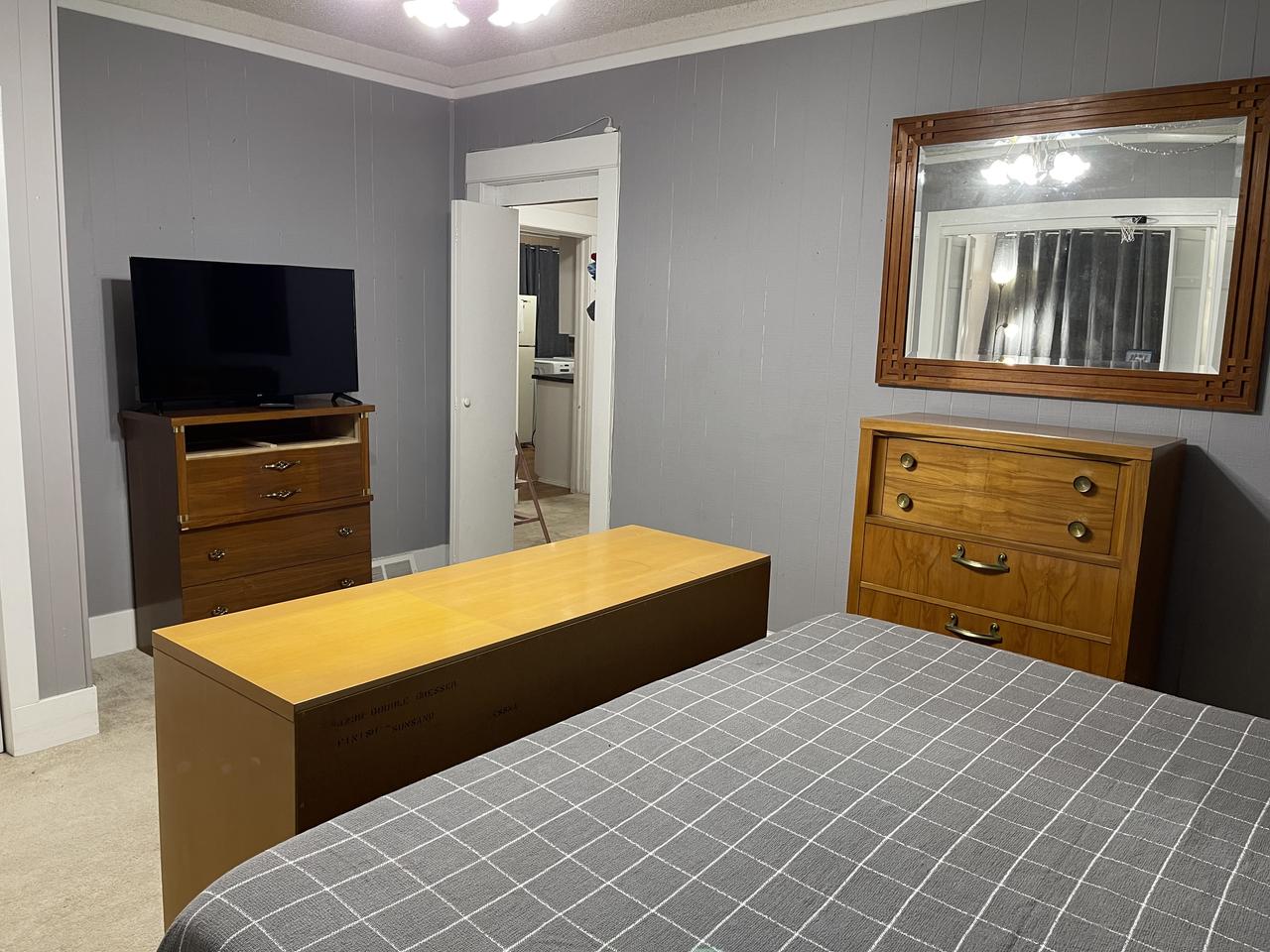 Profile photo 4 of 11