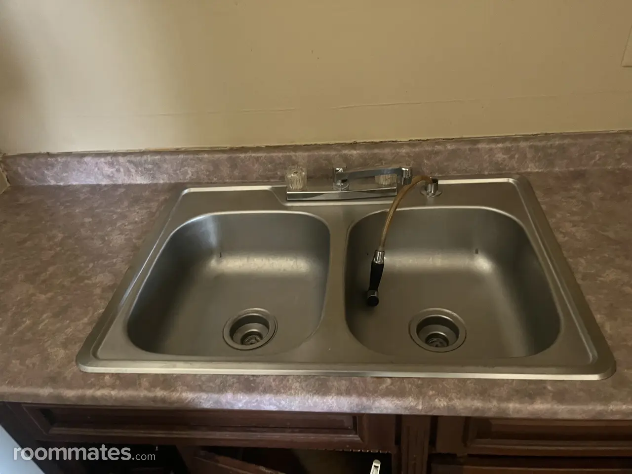 Profile photo 3 of 9