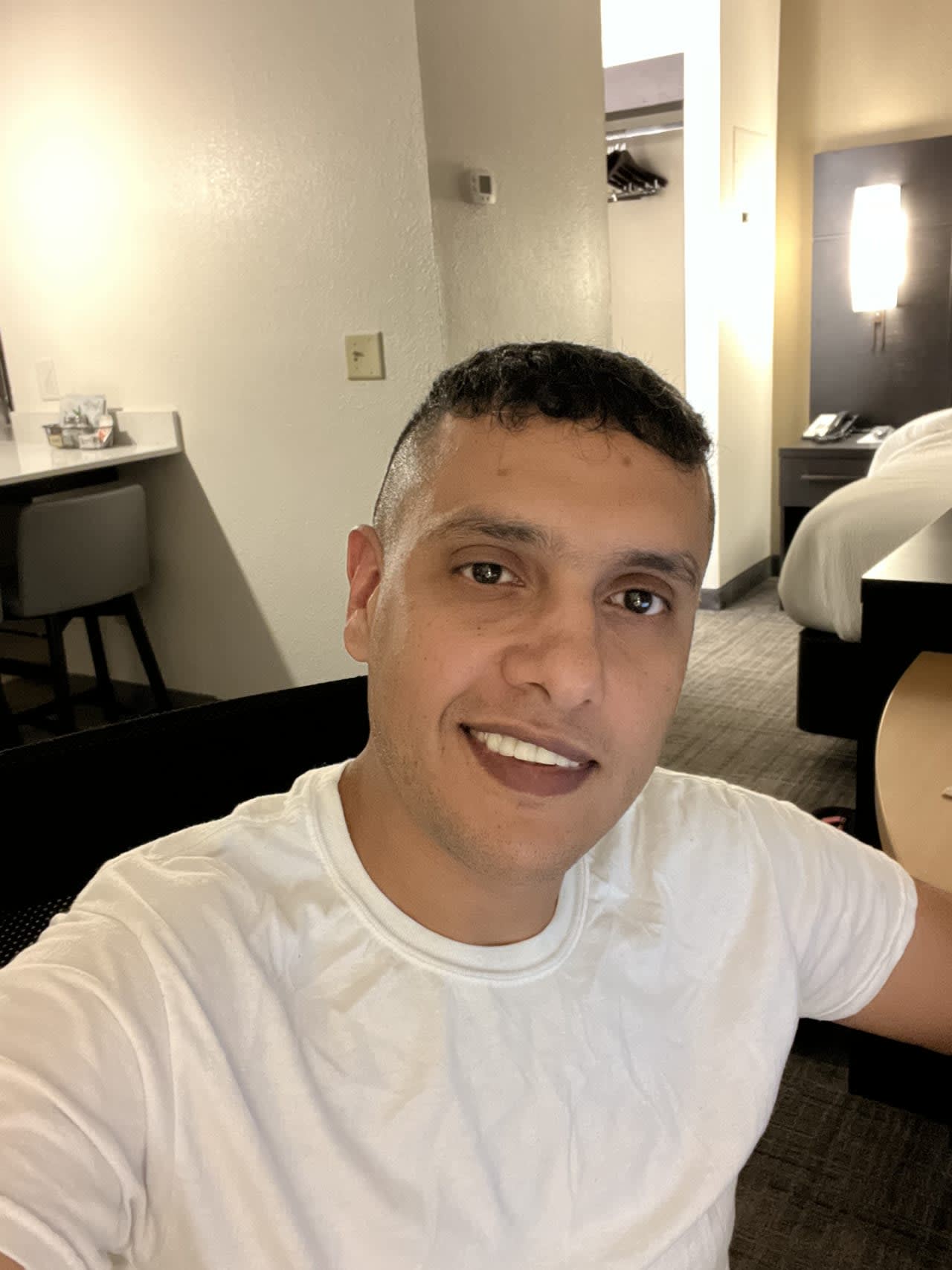 Profile photo 1 of 1