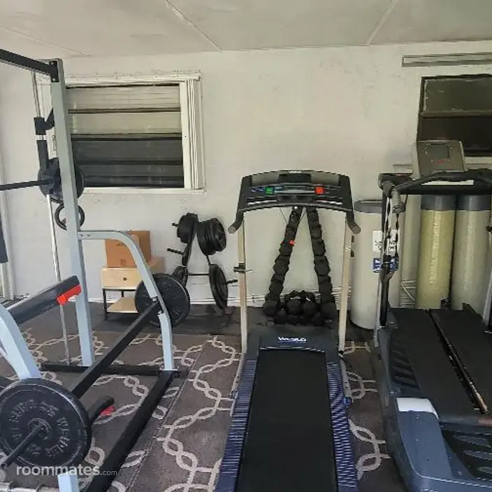 Room for rent in Fort Lauderdale, FL $1100, house