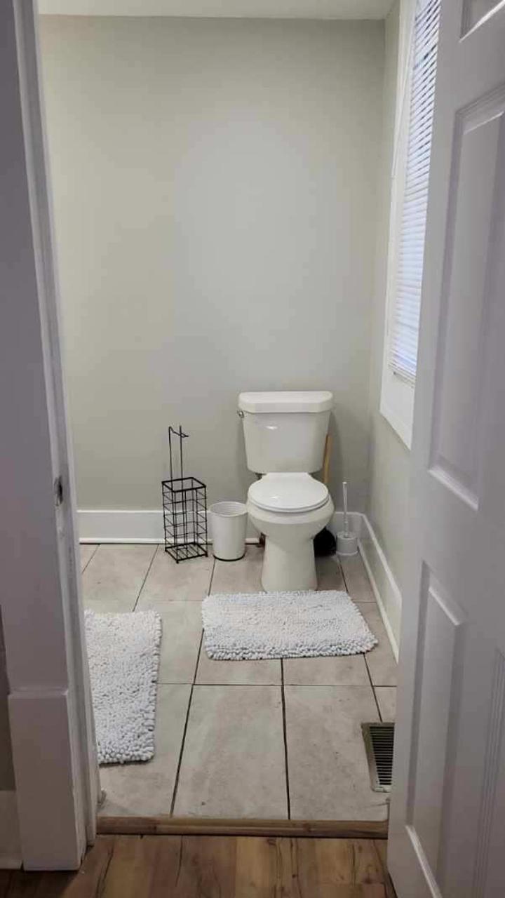 Profile photo 7 of 10