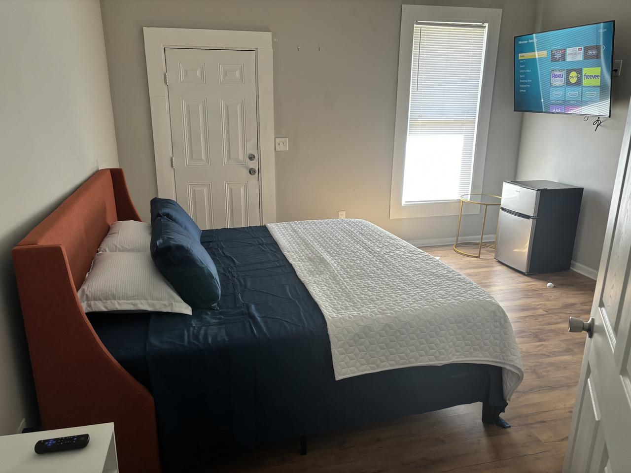 Profile photo 6 of 10