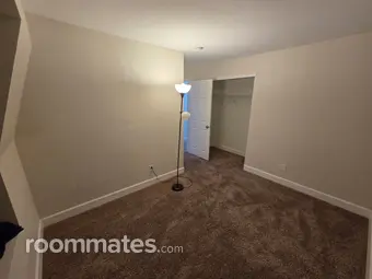 Room for rent in Aurora, CO $750, house