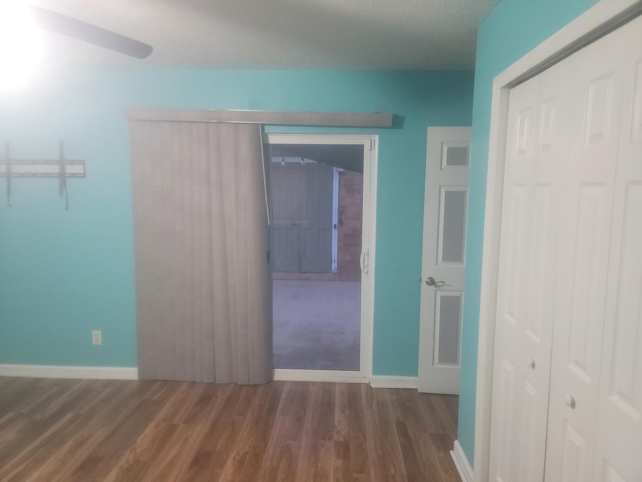 Profile photo 3 of 5