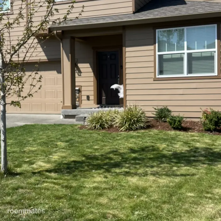 Room for rent in Puyallup, WA $1200, house