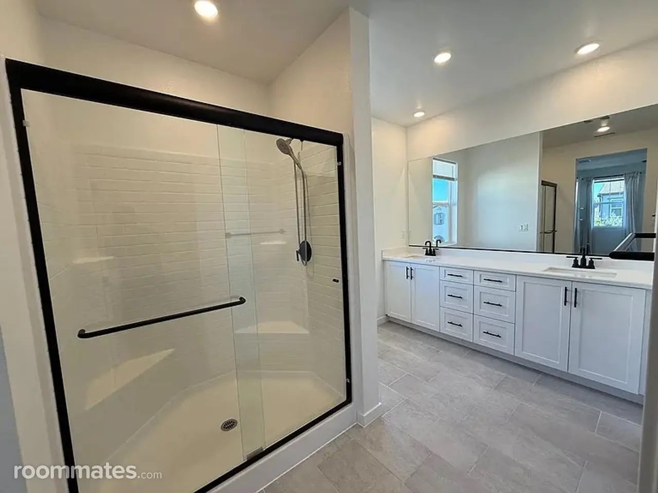 Profile photo 2 of 10