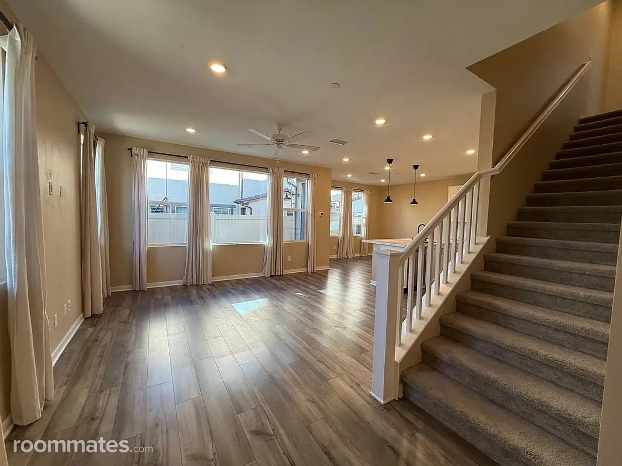 Profile photo 4 of 10