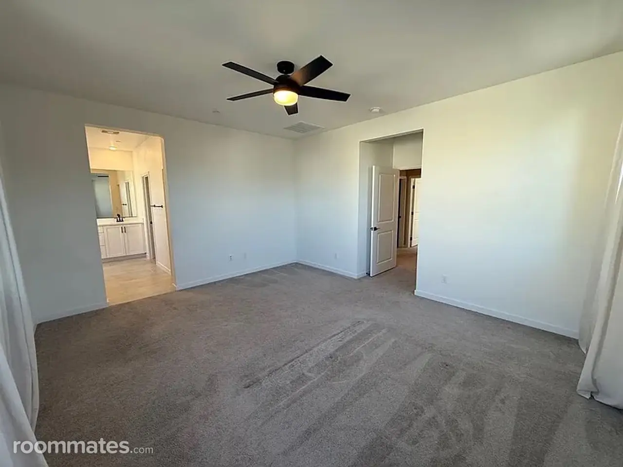 Profile photo 7 of 10