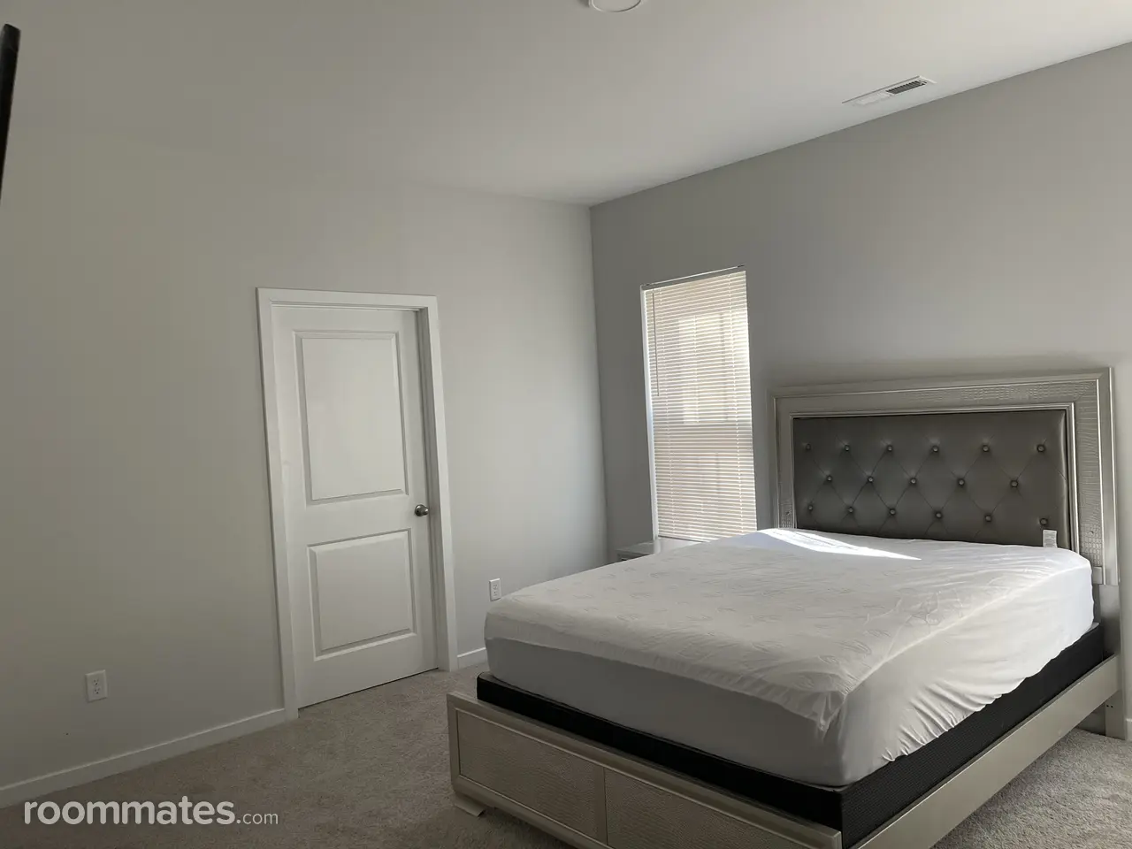 Profile photo 2 of 11