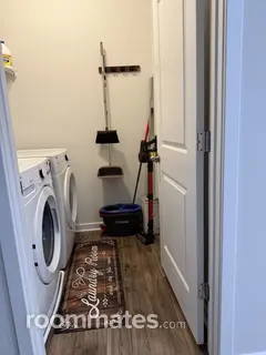 Room for rent in Norfolk, VA $850, house