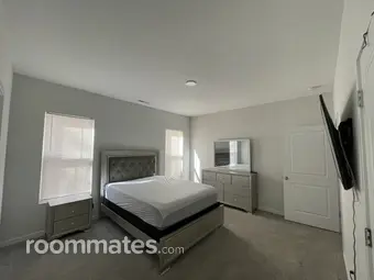 Room for rent in Norfolk, VA $1050, house