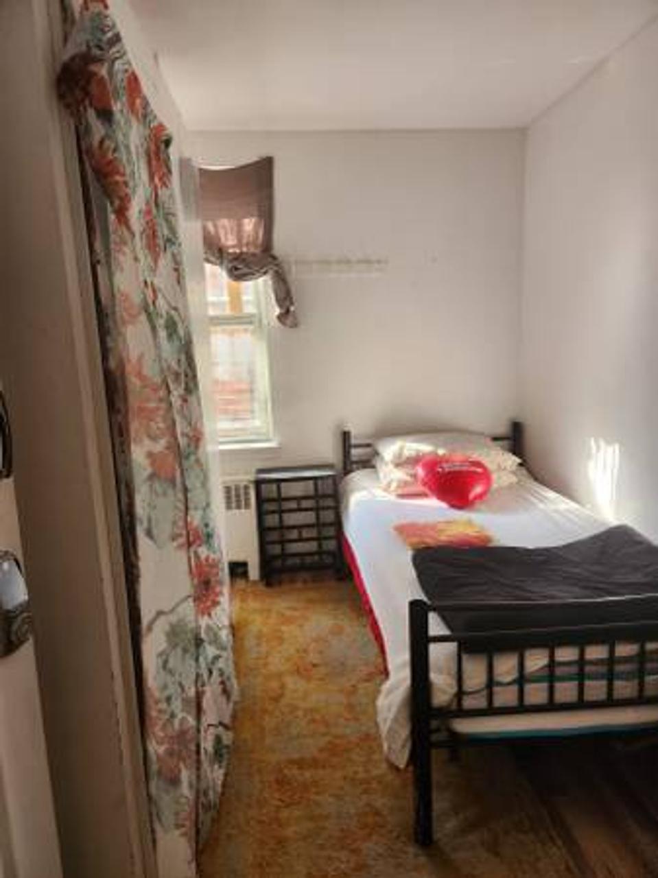 Profile photo 4 of 6