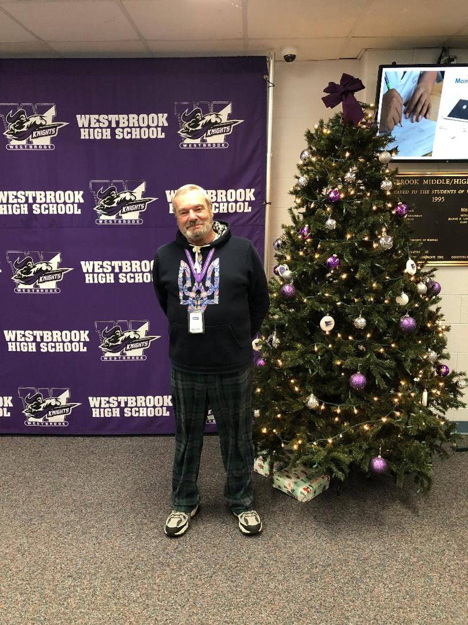 Profile photo 6 of 6