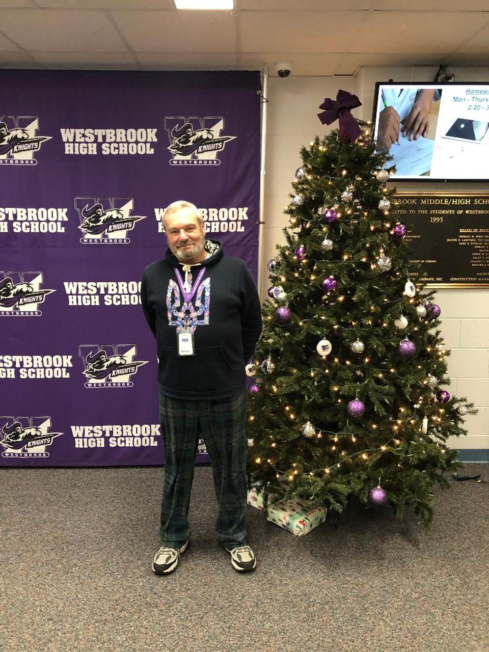 Profile photo 1 of 6