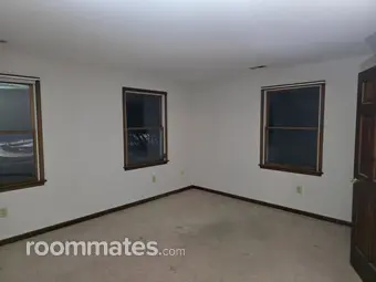 Room for rent in Mount Laurel, NJ $1000, house