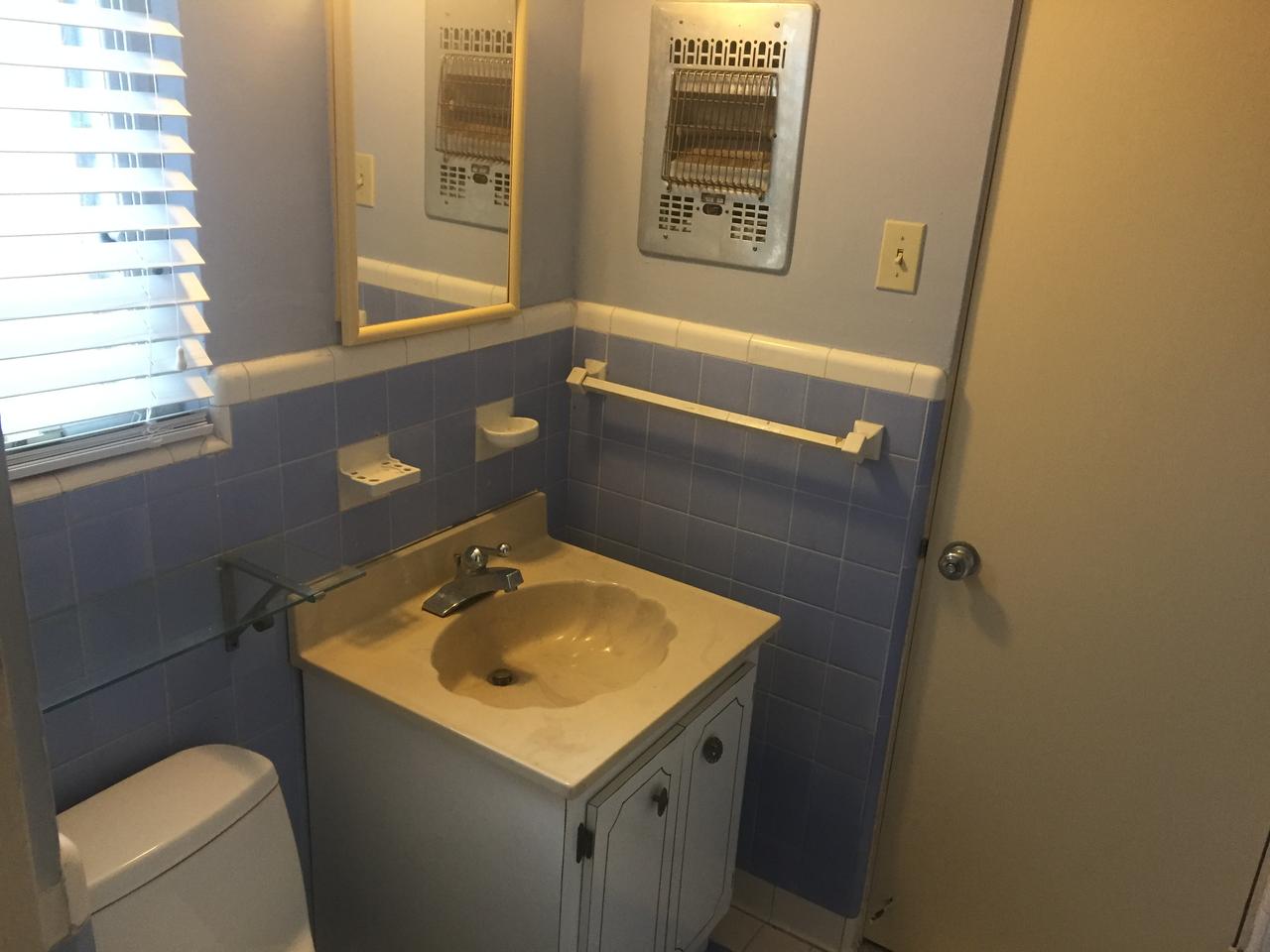 Profile photo 7 of 11