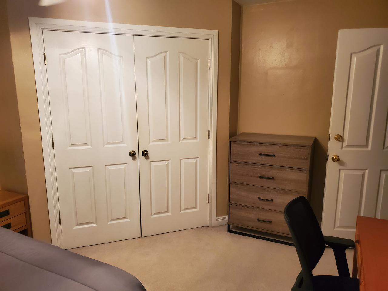 Profile photo 4 of 9