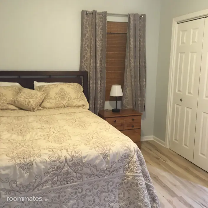 Room for rent in Oak Ridge, TN $800, house