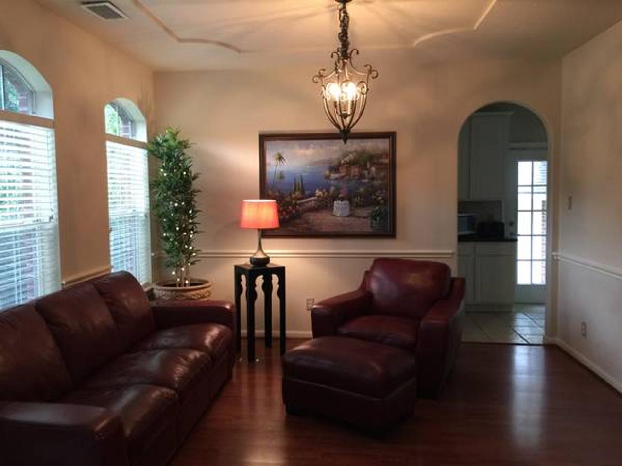 Profile photo 5 of 7