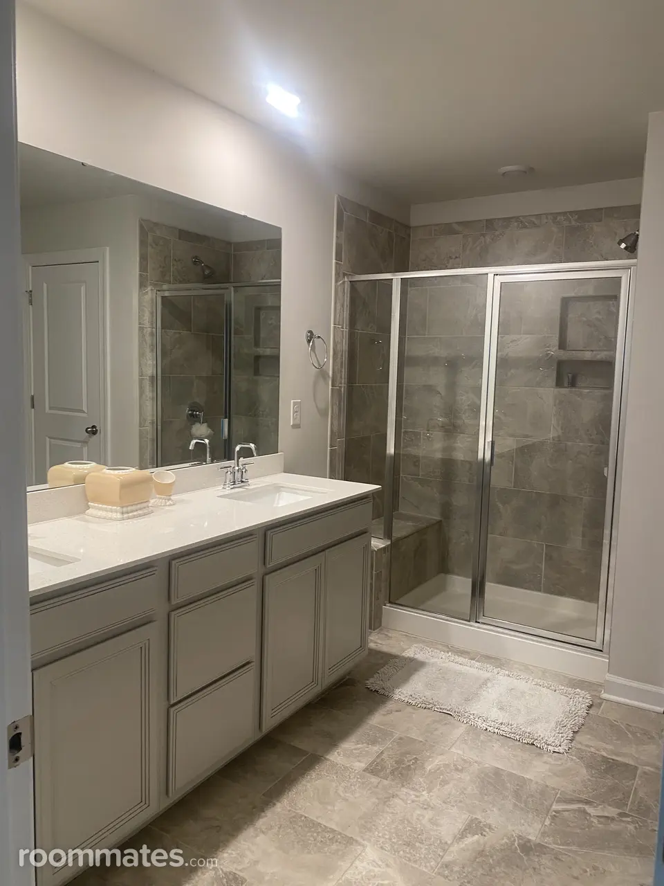 Profile photo 2 of 11