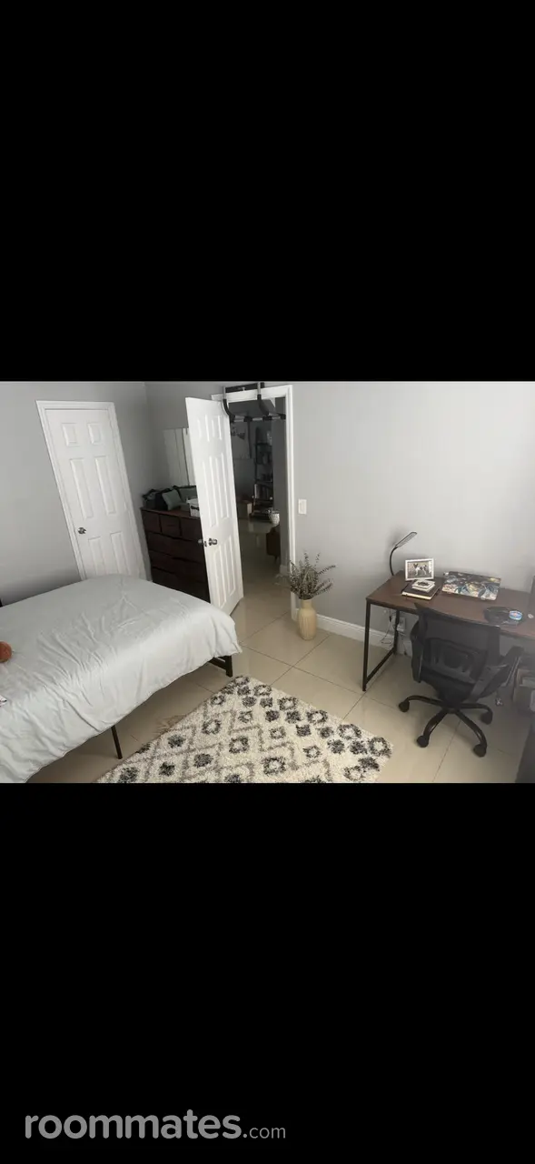 Profile photo 2 of 5