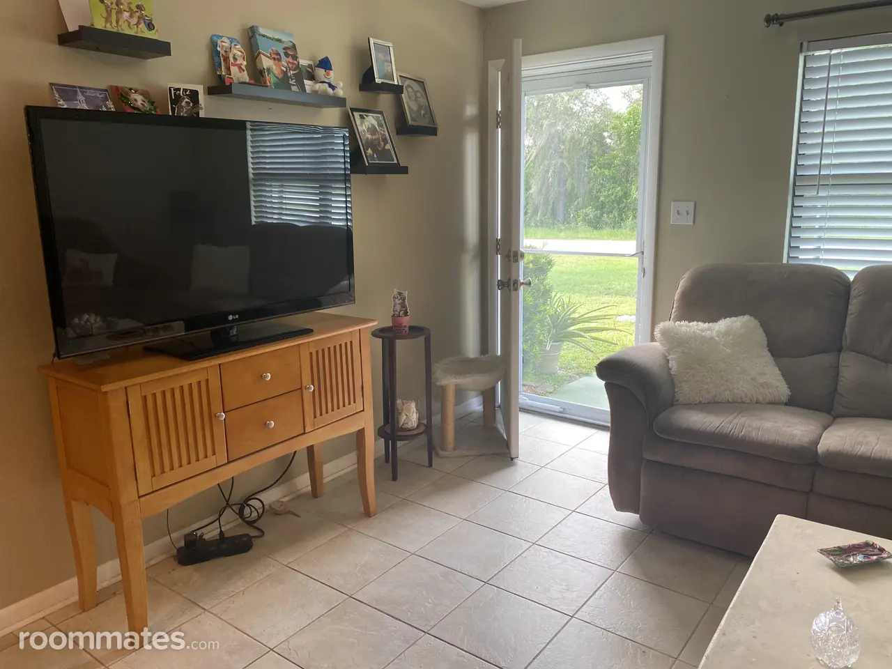 Profile photo 6 of 10