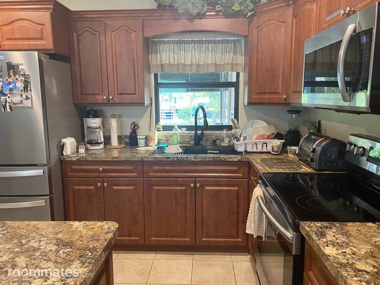 Profile photo 3 of 10