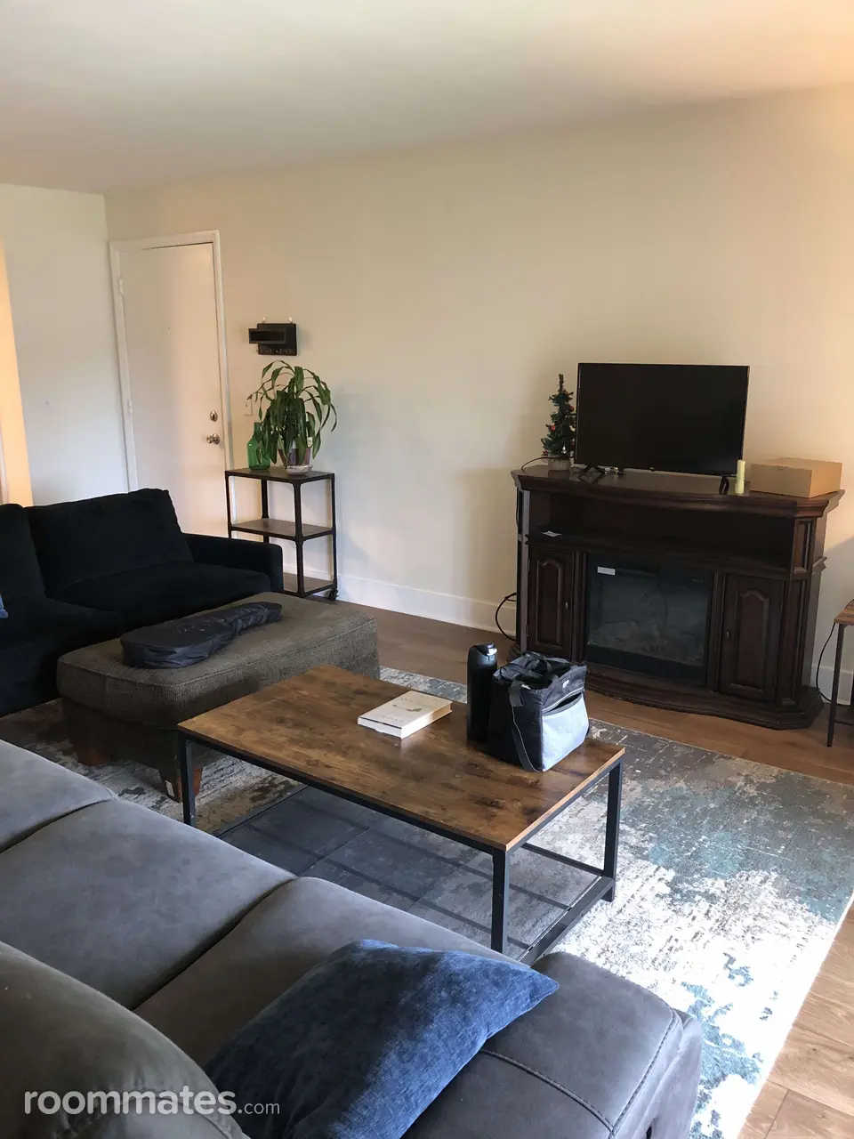 Profile photo 8 of 9