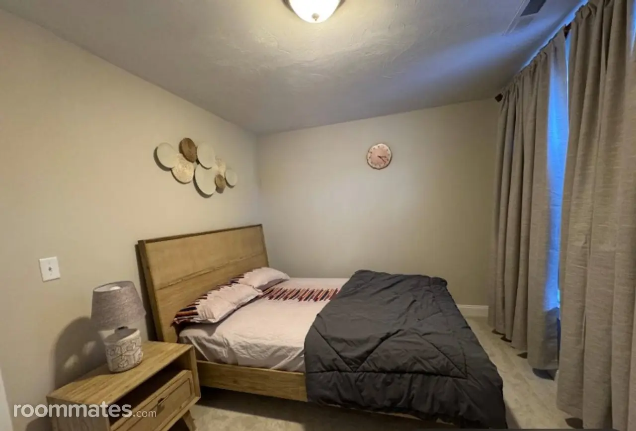 Profile photo 3 of 5