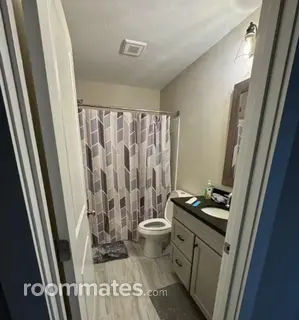 Room for rent in Douglas, MA $1100, townhouse