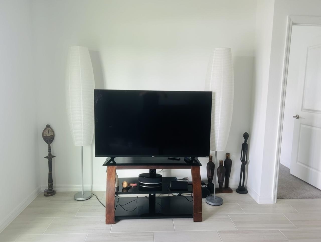 Profile photo 3 of 9