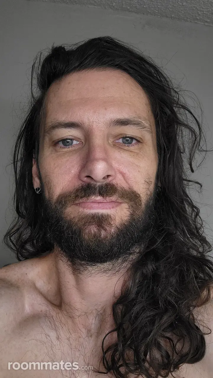 Profile photo 1 of 1