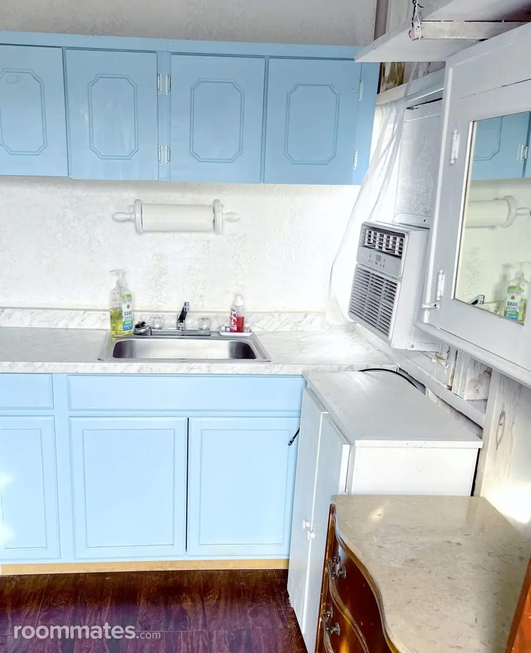 Profile photo 7 of 8