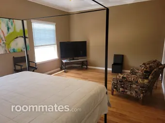 Room for rent in Jacksonville, FL $1195, house