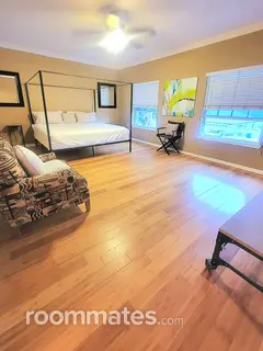 Room for rent in Jacksonville, FL $1199, house