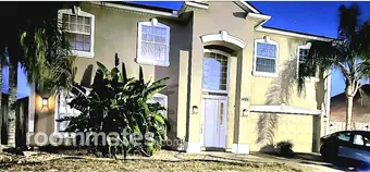 Room for rent in Jacksonville, FL $999, house