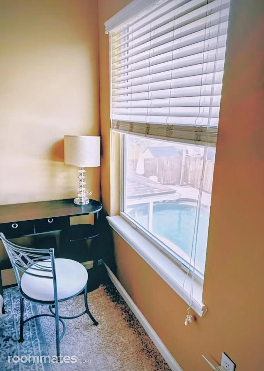 Profile photo 3 of 11