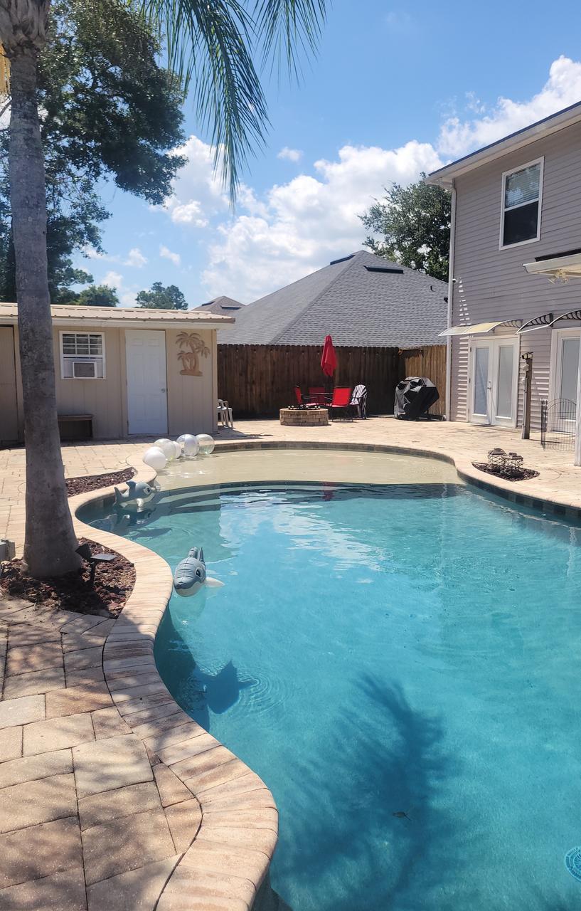 Profile photo 1 of 12